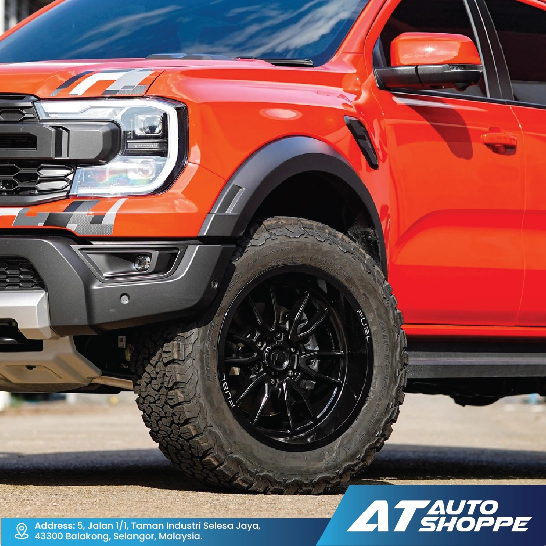 Fuel Off Road Clash-Glossy Black 18x9 ET1 6x139.7 (1 Piece)