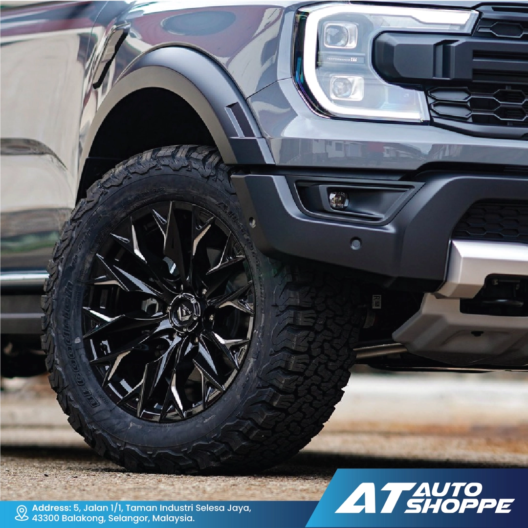 Fuel Off Road Flame-Glossy Black / Mill 20x10 ET-18 6x139.7 (1 Piece)