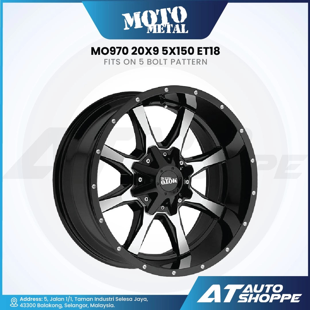 Black alloy wheel with 'Moto Metal' branding on a white background