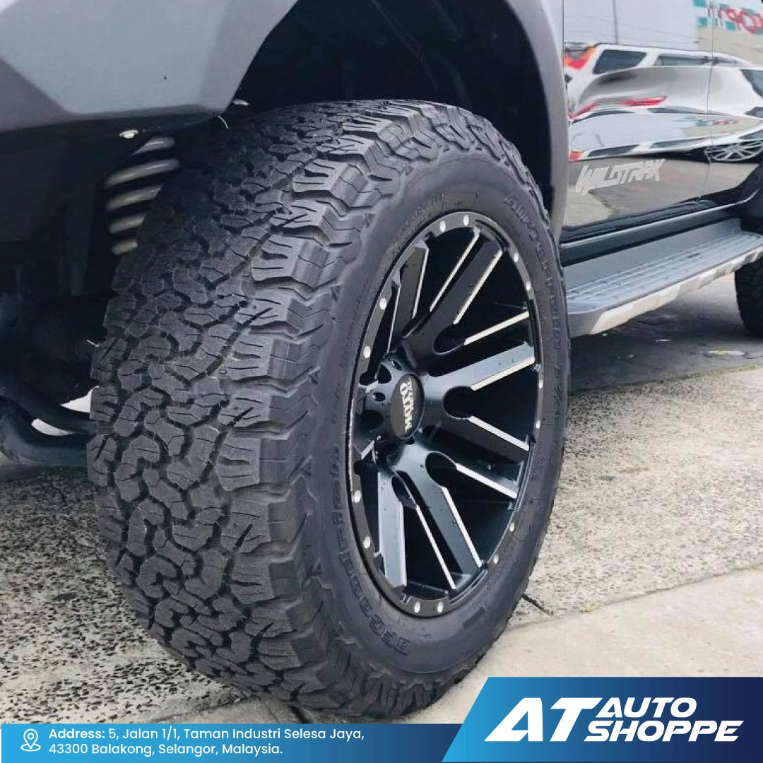 Moto Metal MO978-Satin Black Razor 20x10 ET-24 6x139.7 (1 piece)